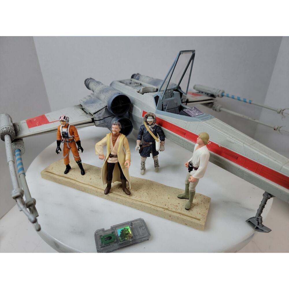 Kenner Star Wars X-Wing Fighter Luke Skywalker Han Solo Uncle Owen POTF